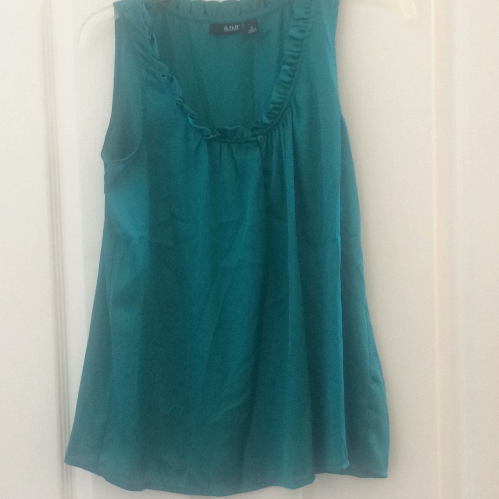 FINAL MARKDOWN Ladies’ a.n.a. Tank Top (M)